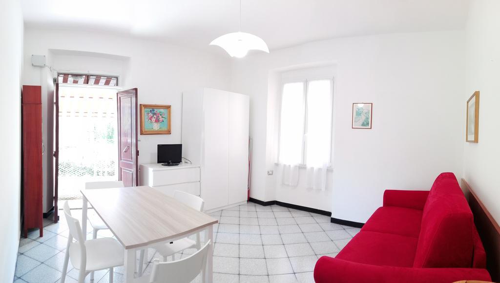 Ferrando Apartment Леванто Екстериор снимка
